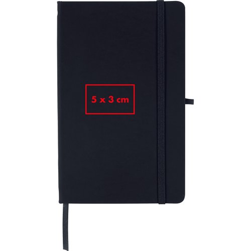 Cuaderno negro con goma elástica y cinta marcapáginas.